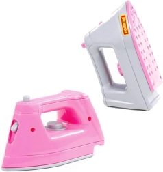 Dětská žehlička pro malou hospodyňku