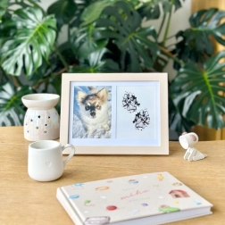 Fotorámeček pro mazlíčky s otiskem tlapky