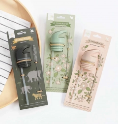 A Little Lovely Company sada uzávěru, kartáčku a brčka k nerezové lahvi 350 ml – Zvířata