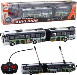 Dálkově ovládaný městský trolejbus s LED světly