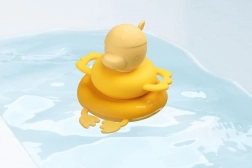 Lilliputiens stohovací pyramida do vody kačer Gaspard