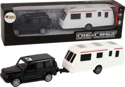 Model SUV s přívěsem ke kempování