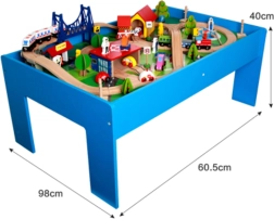 Mega dřevěná vláčkodráha na stolku