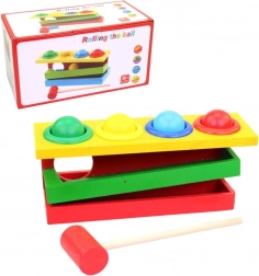 Dřevěná zatloukačka pro děti