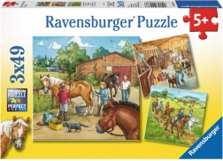 Ravensburger puzzle Den u koní 3x49 dílků