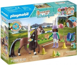 Playmobil Horses Waterfall: Zoe a Blaze s překážkami 71355