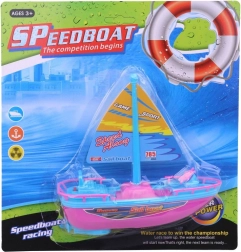 Plastová plachetnice na baterie