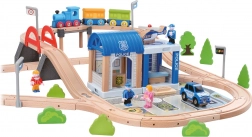 Dřevěná vláčkodráha s policejní stanicí a mostem