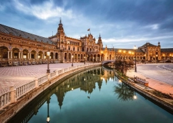 Puzzle RAVENSBURGER Španělské náměstí Řím 1000 dílků