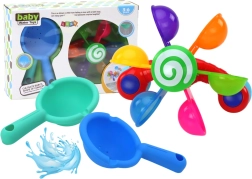 Obrotová hračka do koupele s barevnými miskami a dvěma lžícemi