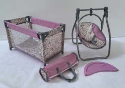 Sada pro panenky Pink Flowers – cestovní postýlka a židlička 2 v 1 (houpačka)