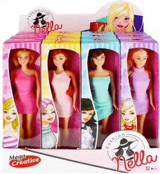 Panenka v barevných šatech