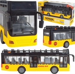 Autobus WOOPIE se světly a otevíracími dveřmi