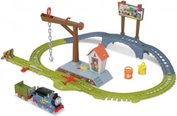 thomas & friends sada doručení barvy – motorizovaná vláčkodráha s jeřábem