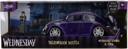 Kovový model Wednesday – Volkswagen Beetle 1:24 s figurkou