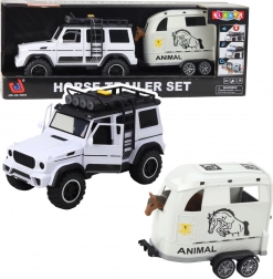 terénní auto s přívěsem pro přepravu koní se světly a zvuky
