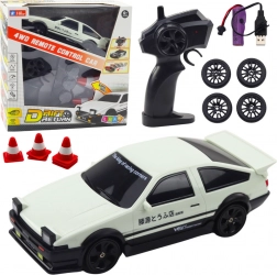 Závodní auto na dálkové ovládání 4WD s vyměnitelnými koly bílé