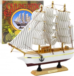 Dekorační model třístěžňové plachetnice bílý