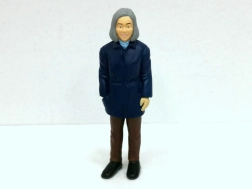 Figurka muže v bundě 12,6 cm