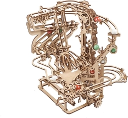Dřevěná mechanická kuličková dráha UGEARS s řetězovým pohonem – 3D puzzle
