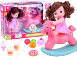 Loutka v růžové polka dot šaty s houpacím koníkem a doplňky