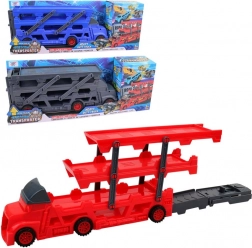 Červené nákladní auto s přepravníkem a závodní dráhou