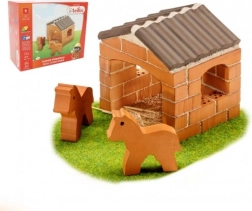 Malá stáj z pravých pálených cihliček – stavebnice