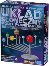 Model sluneční soustavy se svítící barvou