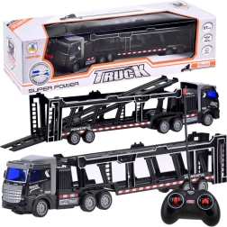 Dálkově ovládaný kamion s vlečkou