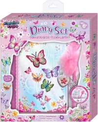 Dívčí deník se zámkem Pecoware – Motýlci