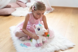 Plyšový interaktivní jednorožec