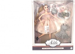 Panenka v růžových šatech 28 cm