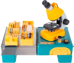 Mikroskop s příslušenstvím v kufříku