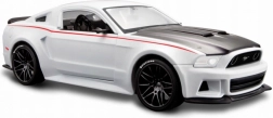 Kompozitní model Ford Mustang Street Racer 1:24 bílý