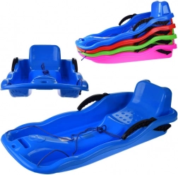 Plastikové sáně se šňůrkou na zimu