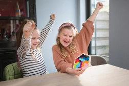 Logická hra – včelky puzzle