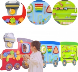 Dřevěná nástěnná manipulační tabule ve tvaru vlaku VIGA