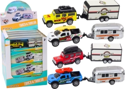 Terenní autíčko s přívěsem karavanem