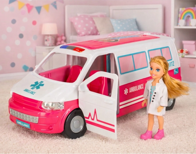 Realistická hra s panenkou doktorkou