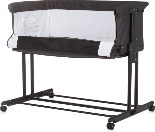 3v1: postýlka, přistýlka i ohrádka