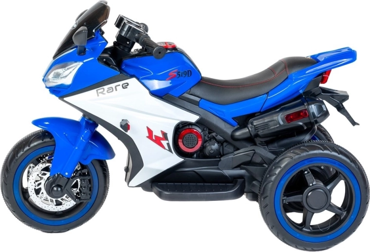 Snadné ovládání a jízda vpřed i vzad