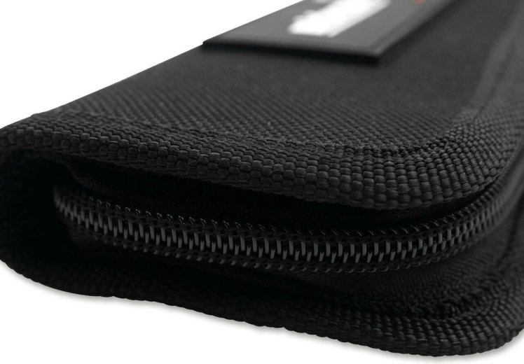 Odolná textilie a pevné šití