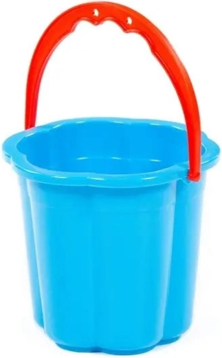 Hravý květinový tvar