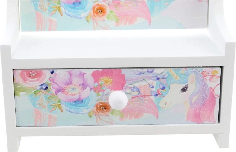 Praktický šuplíček na poklady