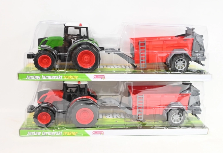 Traktor se zemědělským strojem
