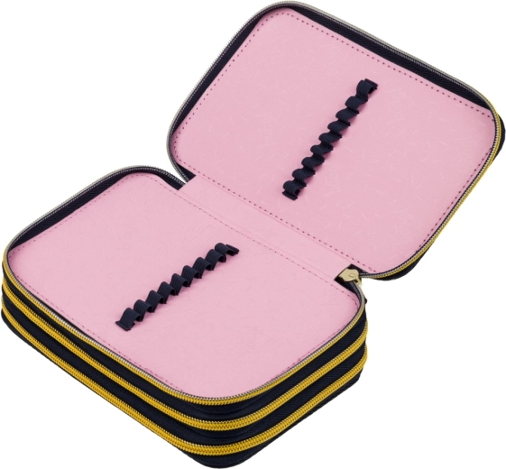 Elastické úchyty i pro silné pastelky a fixy