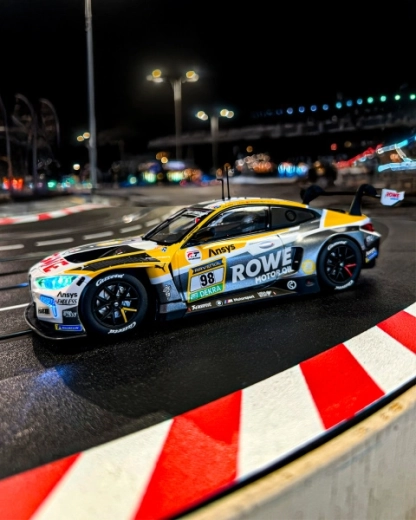 Připraveno pro Carrera Digital 124