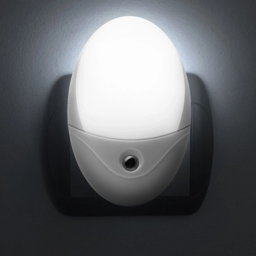 LED noční orientační světlo Phenom se světelným senzorem, bílé