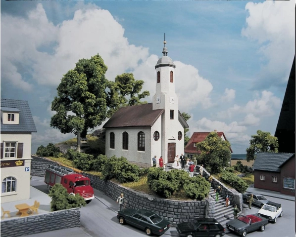 PIKO hobby kostel svatého Lukáše H0 (1:87)