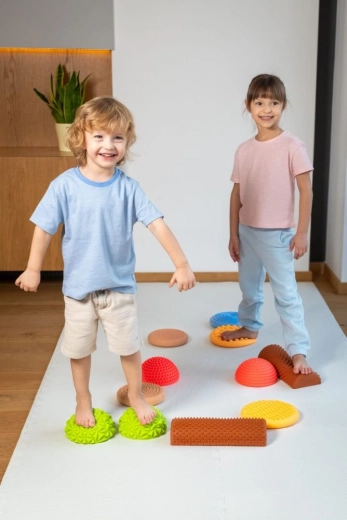 Variabilní sestavy a postupná obtížnost